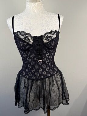 Vintage Fredericks Of Hollywood Black Stretch Lace and Sheer Chemise M